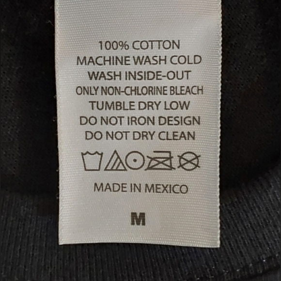 NEW Men's TEE / SIZE: MEDIUM - Picture 6 of 6